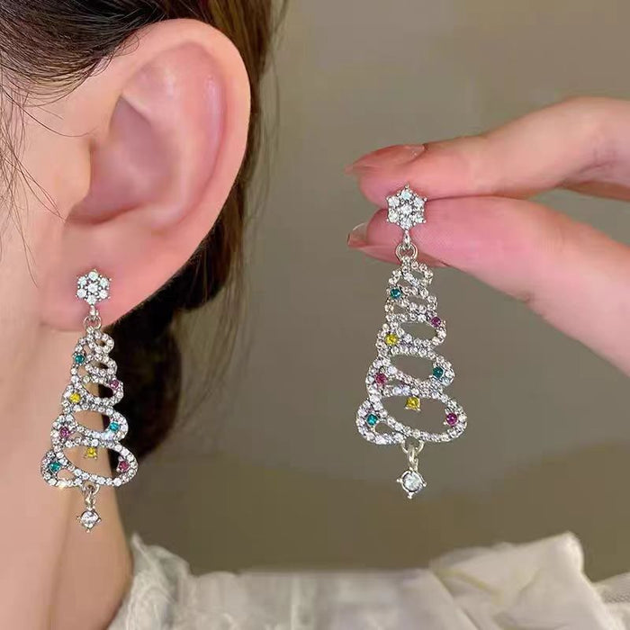 Wholesale Earrings Christmas Series Christmas Tree Earrings Niche Design Asymmetric Holiday Atmosphere Earrings