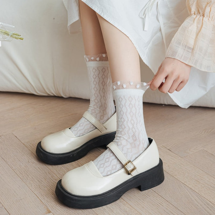 Wholesale Mesh lace long socks, thin and cute lace pile socks