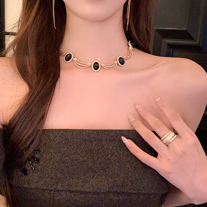 Wholesale  Retro Necklace Women's  Clavicle Chain  Elegant Elegant Earrings Accessories