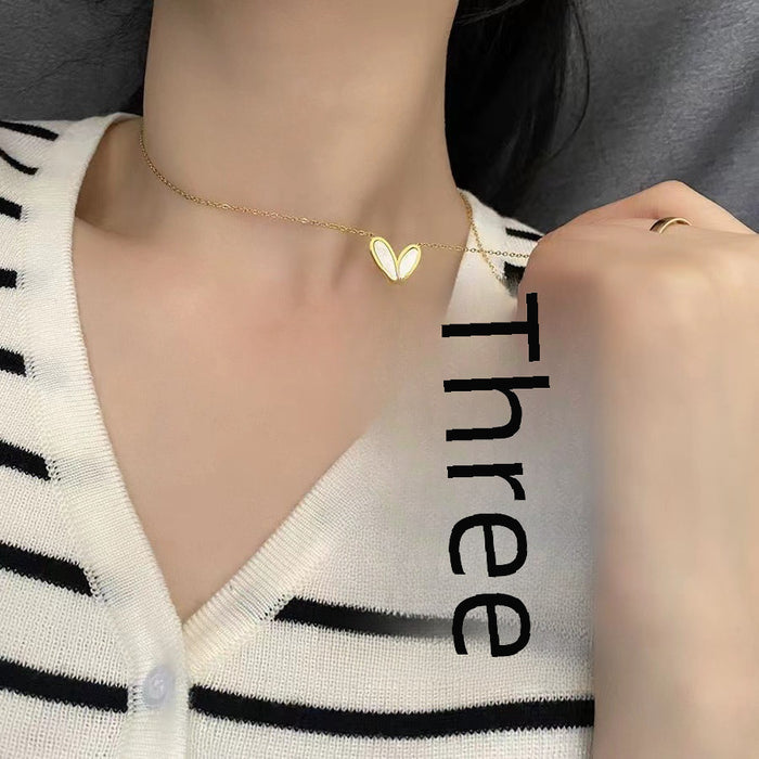 Wholesale Love necklace, niche fashion, light luxury, collarbone chain, personalized design, versatile, simple necklace