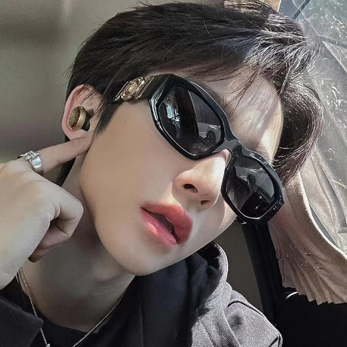 Wholesale New personalized sunglasses, irregular small frame sunglasses, fashionable and high-end sunglasses