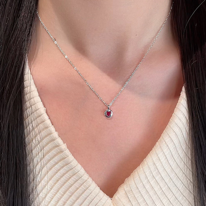 Wholesale Love pendant necklace, heart-shaped zircon necklace, versatile commuting necklace, niche collarbone chain