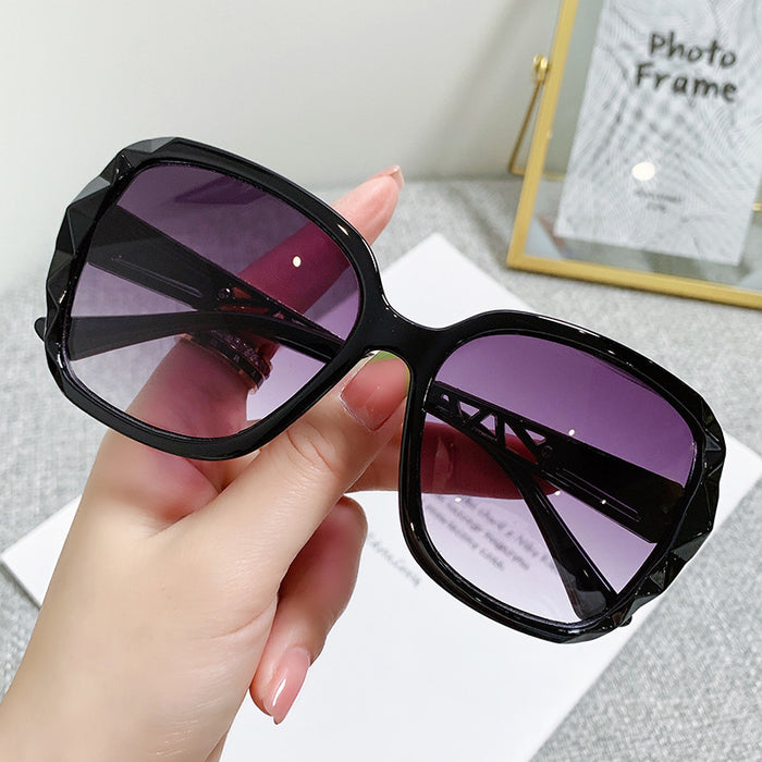 Wholesale ladies sunglasses trendy fashion large frame sunscreen sunglasses holiday vintage sunglasses