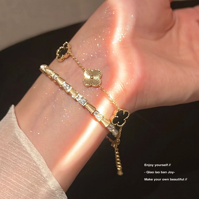 Wholesale Sparkling Diamond Black Gold Clover Bracelet