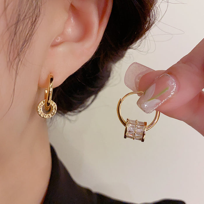 Wholesale Summer new simple and fashionable oval hollow ear buckle for women's high-end earrings with copper inlaid zircon earrings