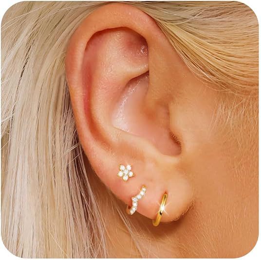 Wholesale Electroplated luxury star earrings with full diamonds, mini pentagram flowers, versatile and personalized earrings