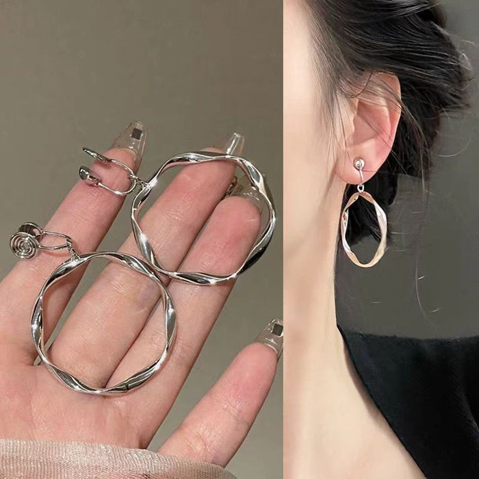 Wholesale Retro silver painless circular ear clip for women without ear holes, exaggerated earrings with earrings