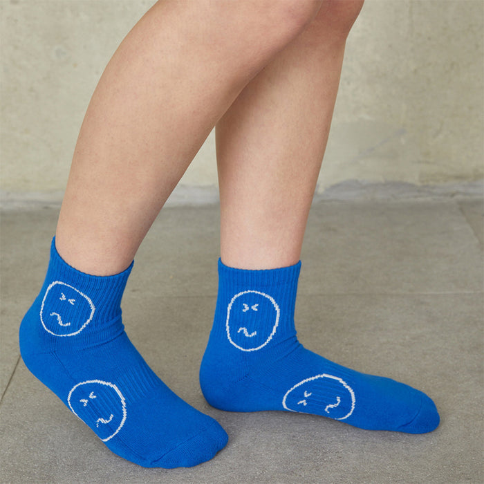 Wholesale Mid length socks, high-quality socks, casual men's socks, trendy socks, simple sports socks