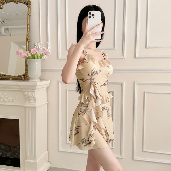 Wholesale Conservative swimsuit women's new slimming and covering one-piece skirt style vacation beach swimsuit