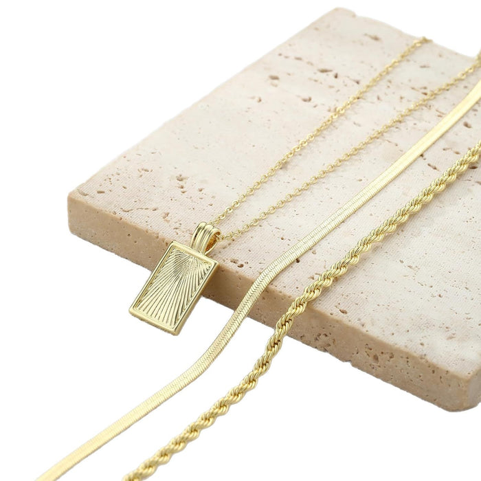 Wholesale Light luxury twisted block stackable pendant with fashionable layering