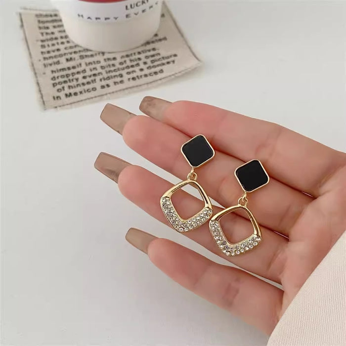 Wholesale Silver Needle Simple Light Luxury Design Geometric Diamond Inlaid Earrings with High Quality Charm Earrings