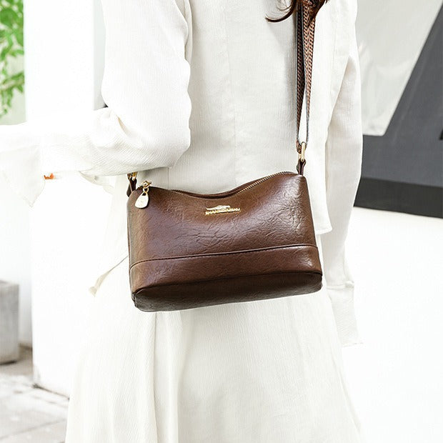 Wholesale Soft Leather Wide Strap Shoulder Bag JDC-SD-CB026