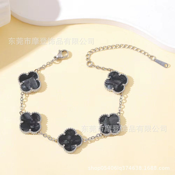 Wholesale titanium steel four-leaf clover bracelet JDC-BT-Modeng002