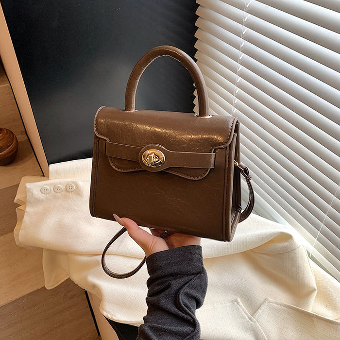 Wholesale Fashionable portable simple small square bag, versatile single shoulder crossbody bag