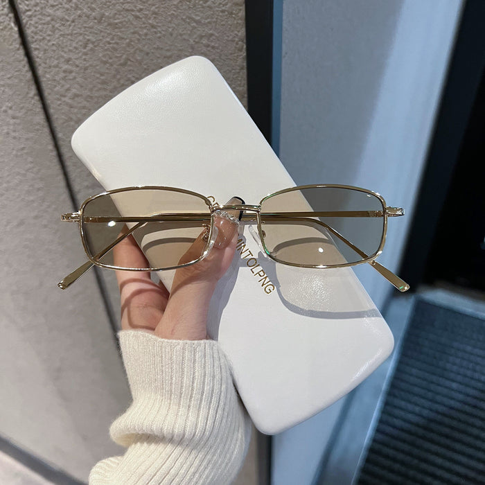 Wholesale Retro sunglasses, trendy polarized sunglasses, driving personality, small frame square glasses