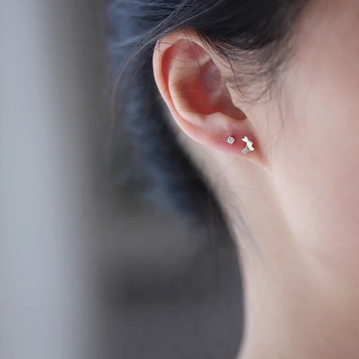 Wholesale Pure silver gold-plated earrings, sparkling earrings, cute mini daily minimalist earrings