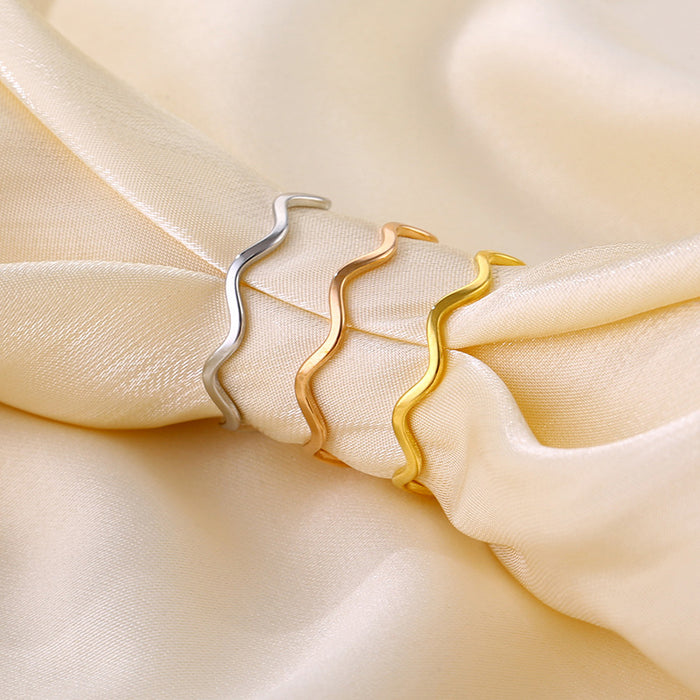 Wholesale 5pcs Minimalist Style Curved Wave Titanium Steel Ring 18K Gold Index Finger Ring for Women,  Unique Ins-Style Hand Jewelry