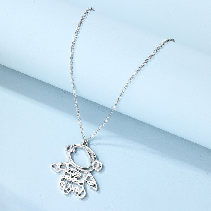 Wholesale Jewelry Fashion astronaut pendant, niche personality cartoon alloy astronaut necklace