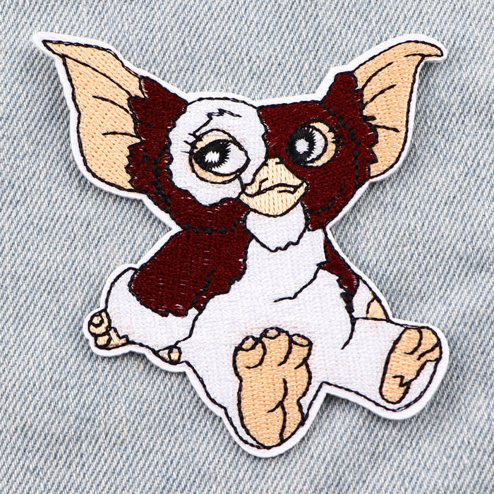 Wholesale Cartoon Embroidery Cloth Patches for Clothing and Bags Hot Melt Adhesive Backing Fabric