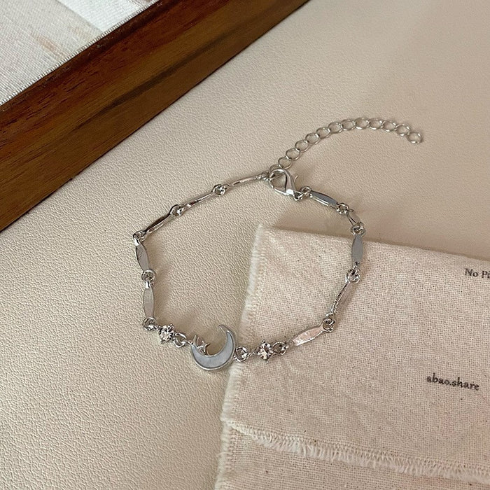 Wholesale Flower butterfly bracelet, light luxury temperament, high-end sense, niche design, versatile star bracelet