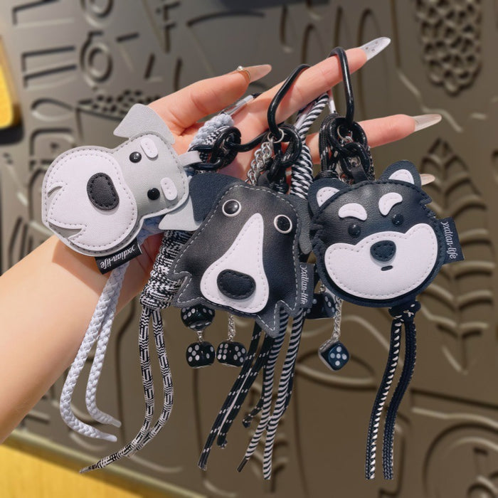 Wholesale Original DIY leather keychain cartoon figurine hanging accessories wholesale creative backpack exquisite pendant small accessories