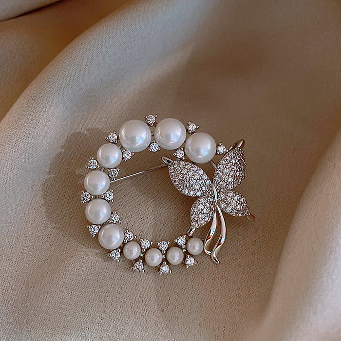 Wholesale Pure silver fashionable brooch high-end brooch chest flower