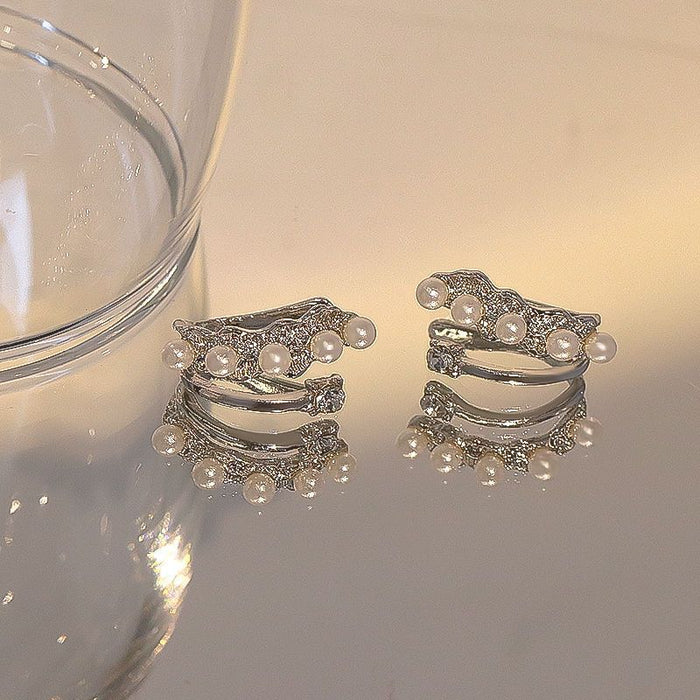 Wholesale Light luxury and agile without ear holes, butterfly pearl tassel ear bone clip, high-end earring design, earrings for women