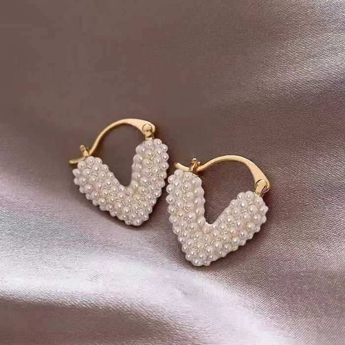 Wholesale Personalized Xiaomi Bead Love Ear Buckle Light Luxury Luxury Luxury Fashion Niche Design Earrings