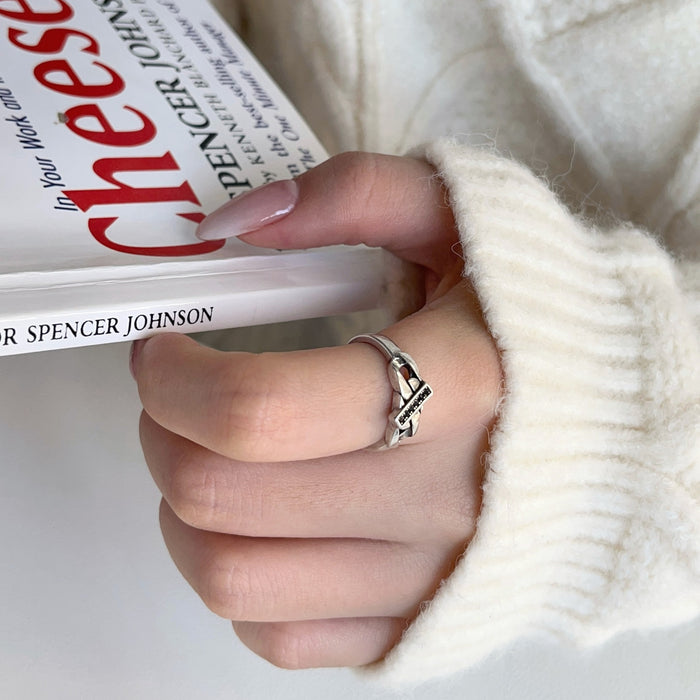 Wholesale Paired with micro inlaid black diamonds for fashionable decoration, the new high-end and versatile chain ring