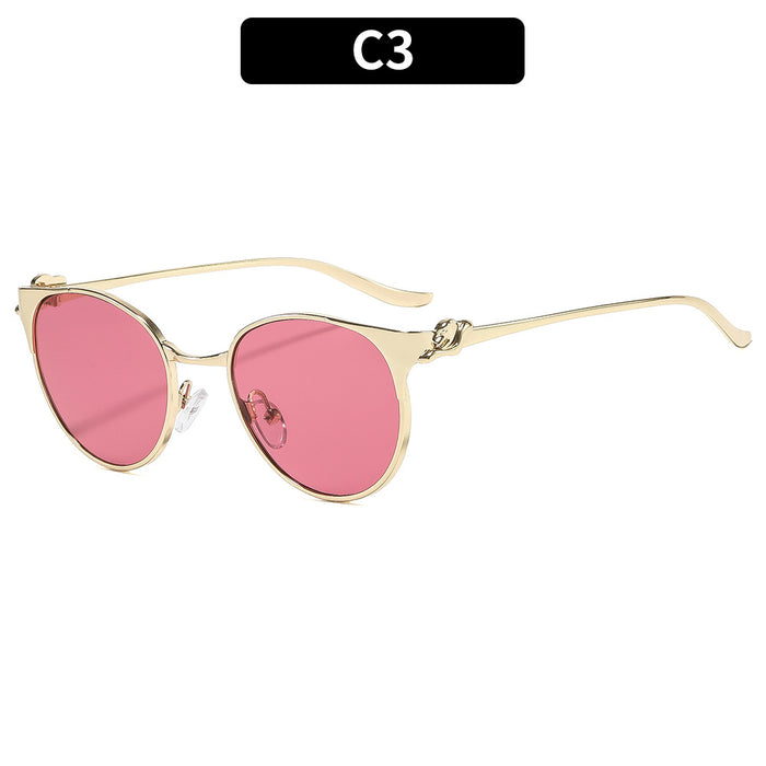 Wholesale Stylish Round Metal Frame Sunglasses for Women Gold Gray Lens UV400 Casual Driving Accessory