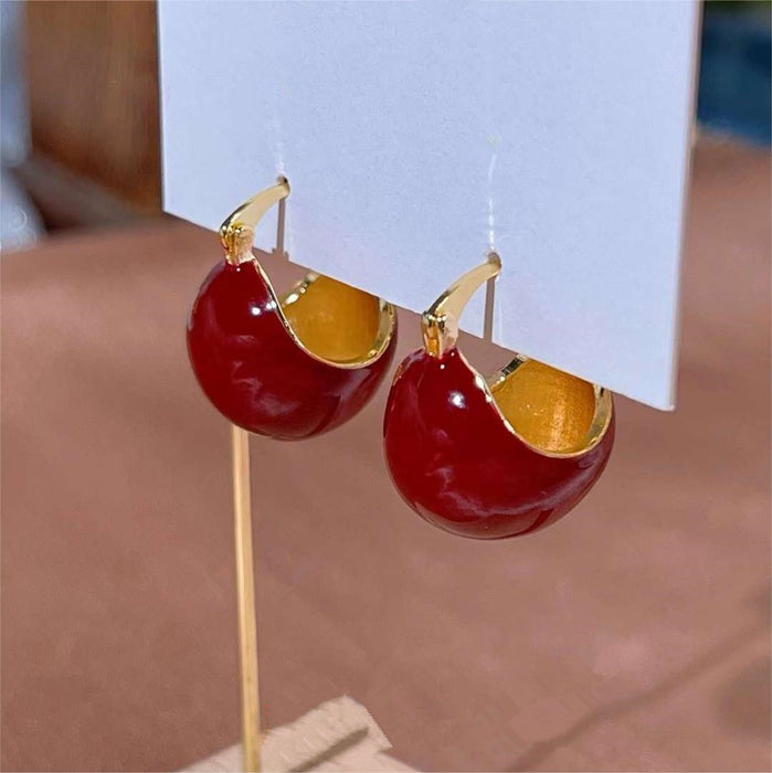 Wholesale Small and niche temperament, light luxury, high-end feeling, ear buckle, round earrings