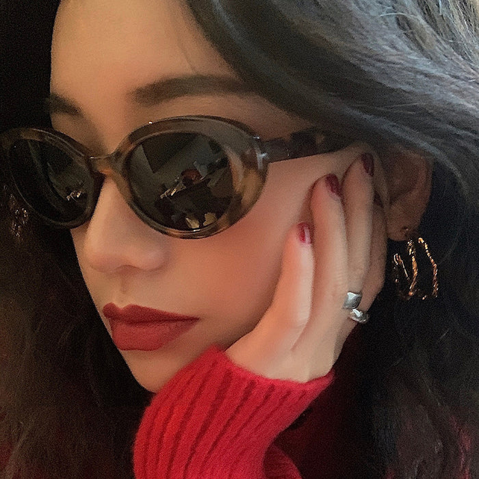 Wholesale Sunglasses high-end retro black oval new sunglasses UV resistant