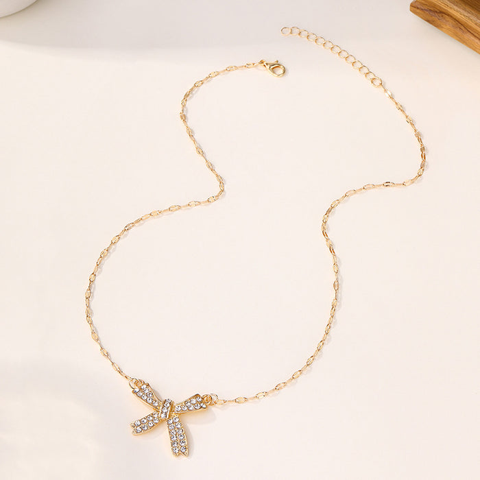 Wholesale Jewelry Fashion Alloy Diamond Pendant Simple and Versatile Bow Necklace