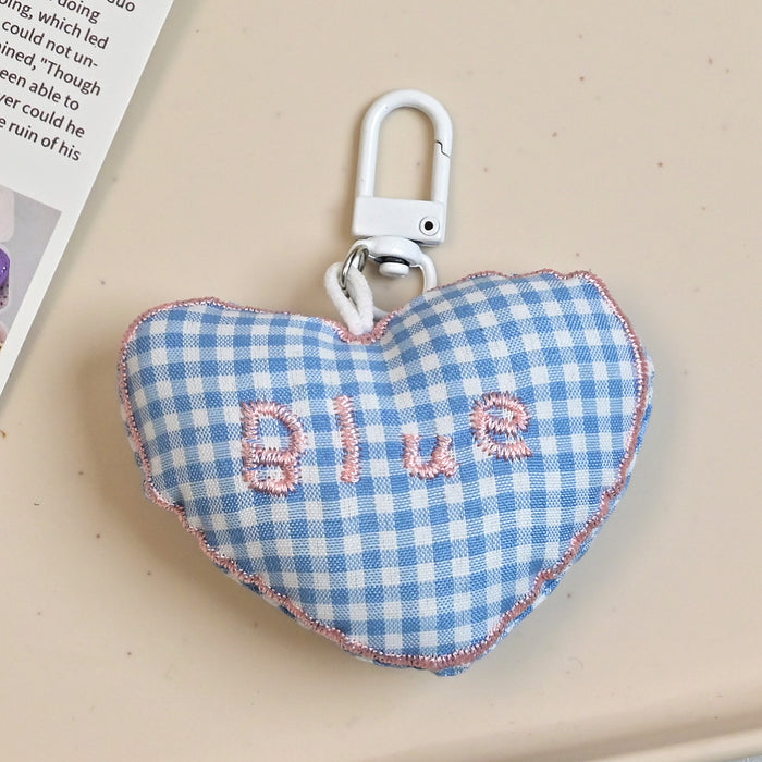 Wholesale Cotton filled three-dimensional grid heart-shaped keychain