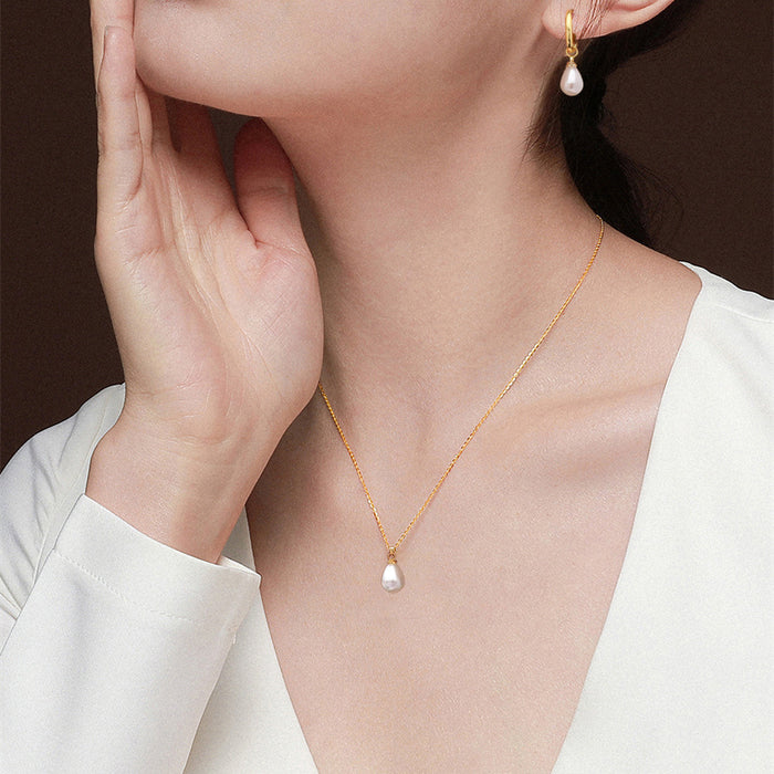Wholesale French-Style Teardrop Pearl Pendant Earring Set   Clavicle Chain  and Titanium Steel Necklace