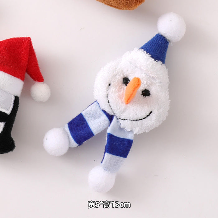 Wholesale Christmas Brooch Cute Plush Christmas Accessories Cartoon Pin Decorations Clothing Accessories