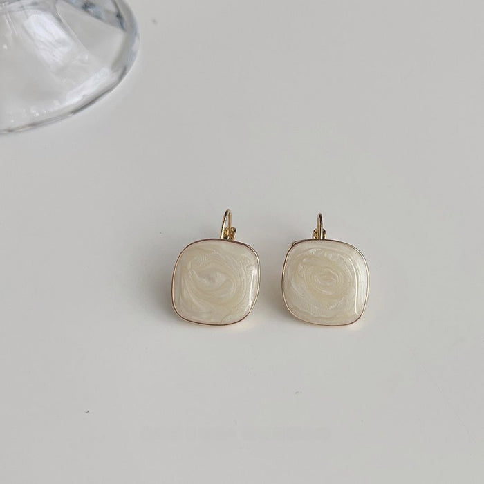 Wholesale Advanced and luxurious style collection with silver needles, fashionable new earrings, versatile earrings with temperament