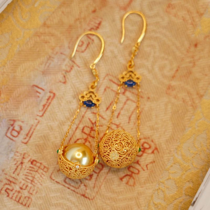 Wholesale Fashionable retro earrings, classical and elegant