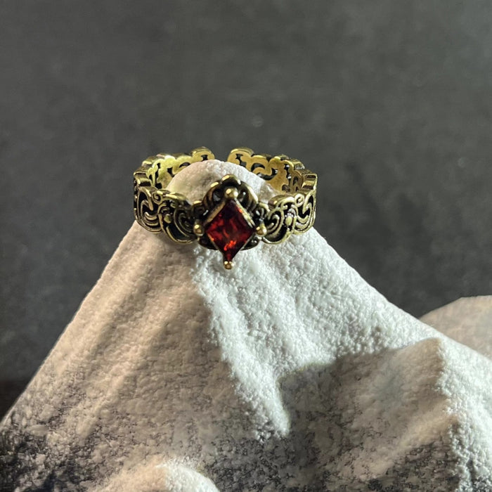 Wholesale Black gold split ring, niche retro style