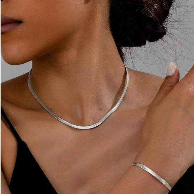 Wholesale Golden Blade Chain Snake Bone Flat Snake Chain Necklace Bracelet Jewelry suit