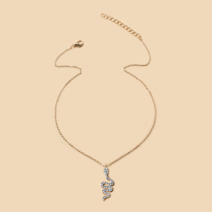 Wholesale Popular Jewelry Serpentine Element Necklace Personalized Fashion Retro Snake Pendant Sweater Chain for Women