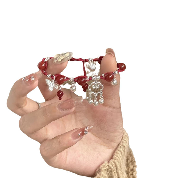 Wholesale The pages of the story are the same.