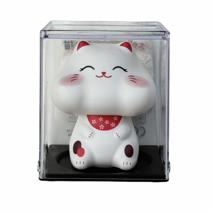 Wholesale Miniature solar-powered lucky cat desk ornament