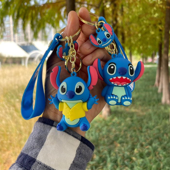 Wholesale Soft plastic figurine creative cute PVC keychain, car keychain, backpack pendant