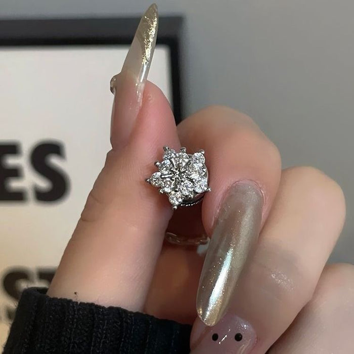 Wholesale 925 Silver Flashing Cochlear Nails, Niche Rhinestones Super Fairy and Versatile