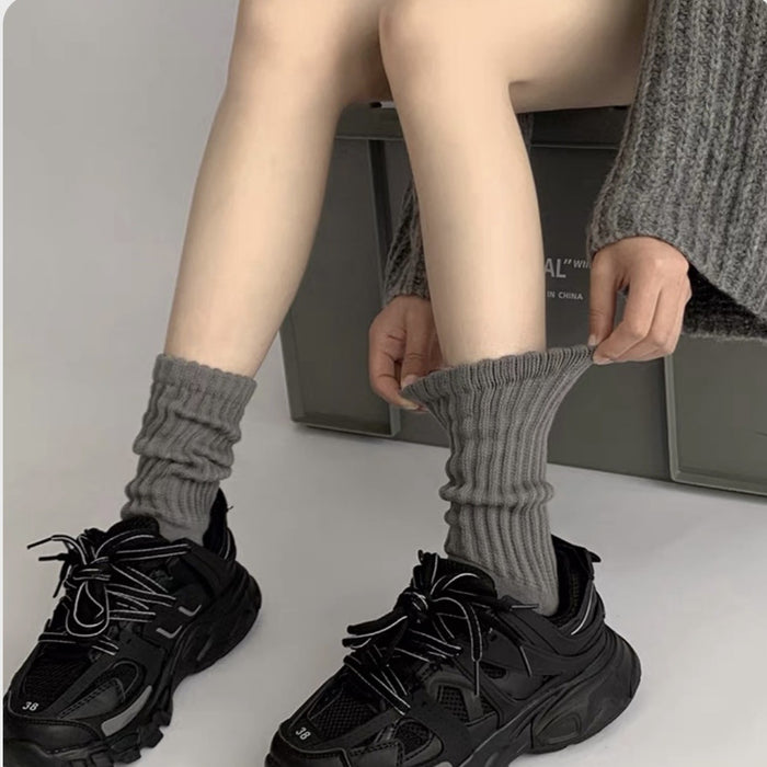 Wholesale Anti odor and sweat absorbing cotton socks, stacked socks, long middle tube