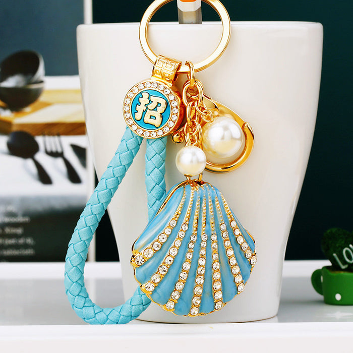 Wholesale Diamond studded pearl shell car keychain pendant, metal keychain ring, alloy accessory