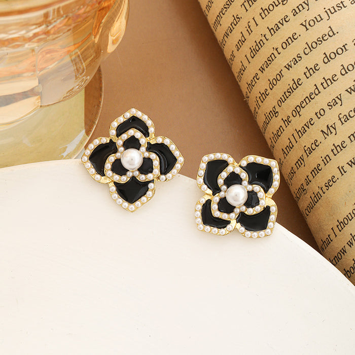 Wholesale Vintage earrings with temperament, simple and fashionable earrings, niche