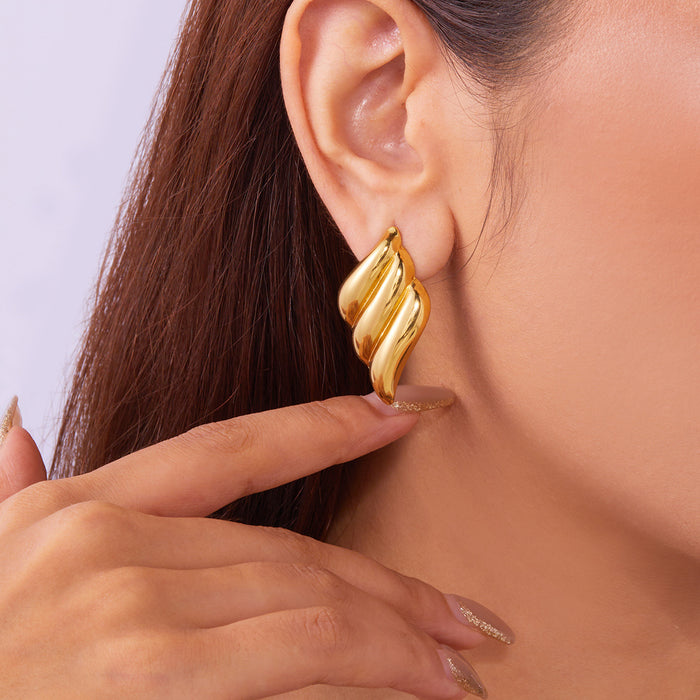 Wholesale Stainless Steel Plated Gold Earrings  Personality Simple  All-match Geometric Earrings