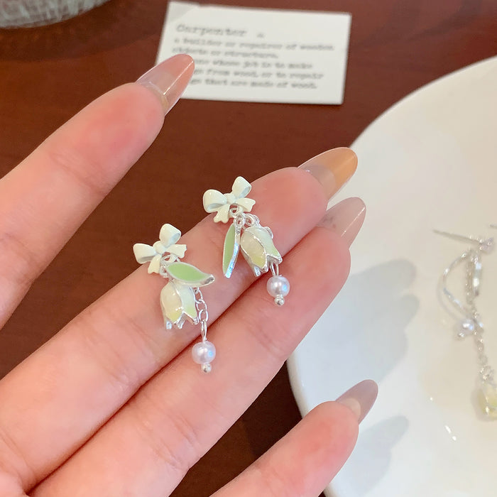 Wholesale Earrings, women's silver needles, exquisite and niche design earrings